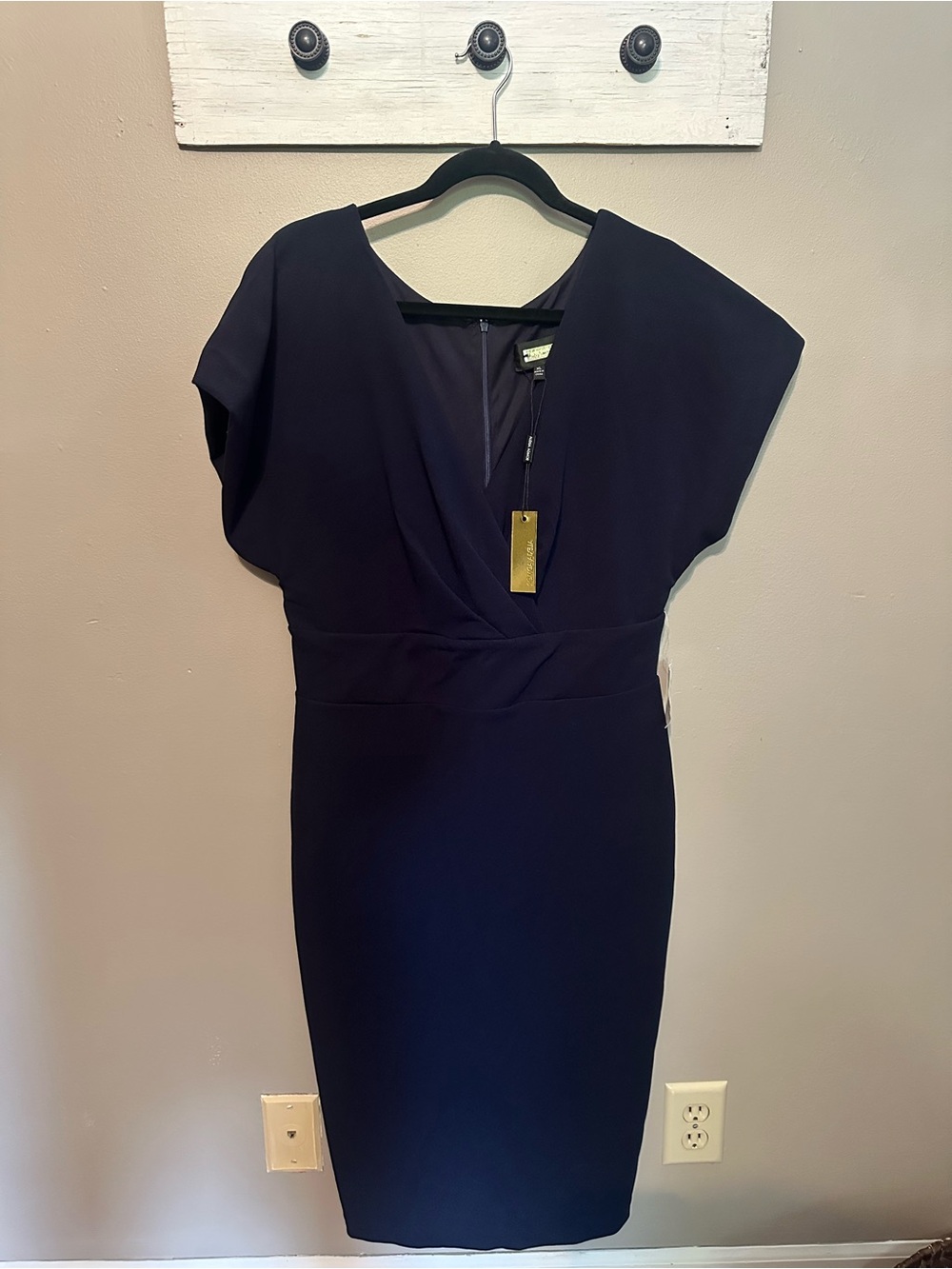 Alexia Admor Navy V-Neck Midi Sheath Dress